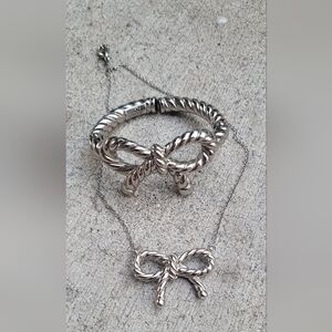 MY FLAT IN LONDON BRIGHTON NECKLACE AND BRACELET SET